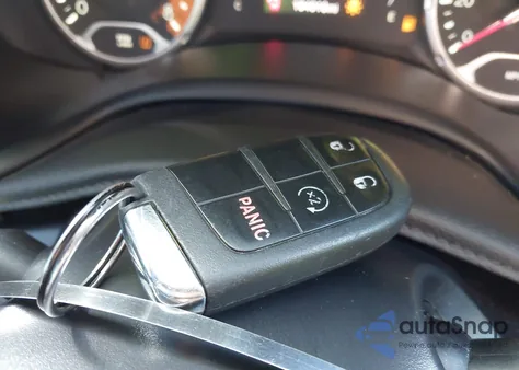 2016 Jeep Renegade Sport из США, поврежденный, VIN ZACCJAAT2GPD42207